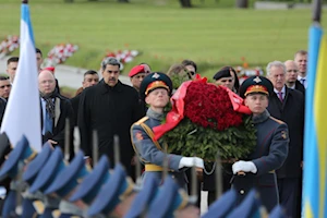 FOTOS | Maduro honra a los héroes soviéticos en San Petersburgo y refuerza la alianza Venezuela-Rusia