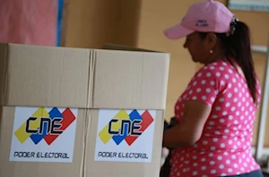 Venezuela a un paso de las elecciones del 25-M: Un recorrido fotográfico del simulacro electoral 2025