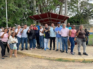 Venezuela a un paso de las elecciones del 25-M: Un recorrido fotográfico del simulacro electoral 2025