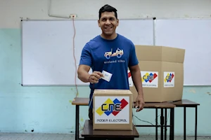 Venezuela a un paso de las elecciones del 25-M: Un recorrido fotográfico del simulacro electoral 2025