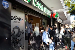 Atractivo punto de intercambio cultural: en los últimos tiempos, el Barrio Chino de Buenos Aires, Argentina, se ha convertido en un eje turístico importante, atrayendo a cientos de visitantes cada año