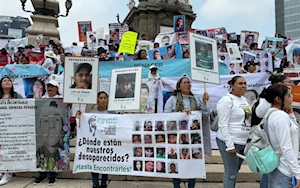 "¡Vivos se los llevaron, vivos los queremos!": miles de madres buscadoras de México marcharon este 10 de mayo en la capital, para exigir al Estado justicia ante las más de 120 mil desapariciones