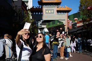 Atractivo punto de intercambio cultural: en los últimos tiempos, el Barrio Chino de Buenos Aires, Argentina, se ha convertido en un eje turístico importante, atrayendo a cientos de visitantes cada año