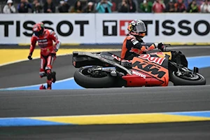 Caídas, adrenalina y gloria en Le Mans: la carrera del GP de Francia en imágenes, con la victoria histórica de Zarco bajo la lluvia, y Márquez y Aldeguer en el podio