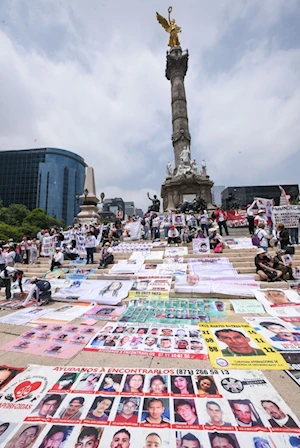 "¡Vivos se los llevaron, vivos los queremos!": miles de madres buscadoras de México marcharon este 10 de mayo en la capital, para exigir al Estado justicia ante las más de 120 mil desapariciones