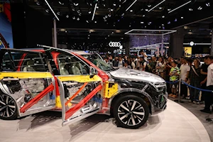 ¡Totalmente futurista!: la 21ª Exposición Internacional del Automóvil en Shanghái, China, exhibe asombrosos vehículos de vanguardia tecnológica