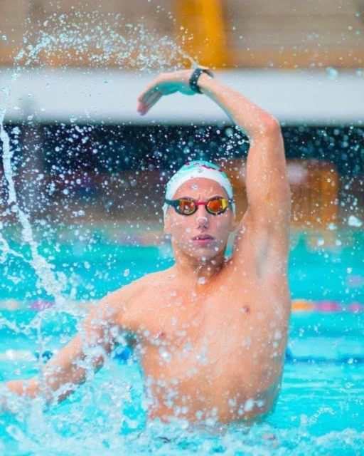 Gustavo Sánchez gana bronce en Copa Mundial de natación artística