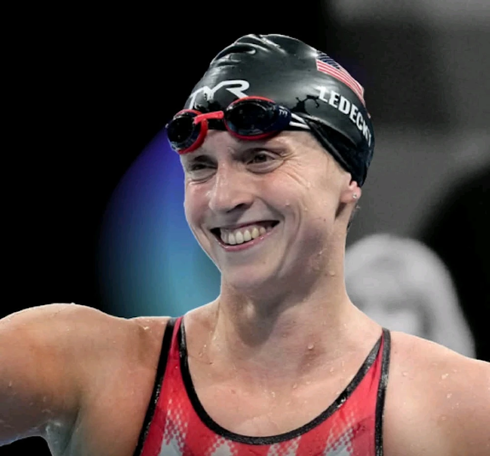 Katie Ledecky bate el récord mundial de los 800 metros