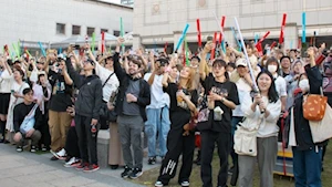 "Que la fuerza te acompañe": Fanáticos celebran el Día de Star Wars con cosplay y espíritu galáctico