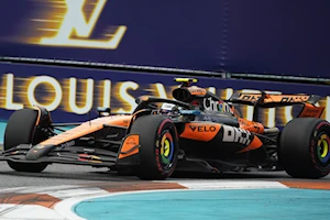 El GP de Miami arranca con Verstappen en la pole y los McLaren al acecho en una prometedora sexta ronda de la temporada 2025 de la Fórmula 1 en el circuito urbano del Hard Rock Stadium