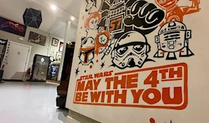 "Que la fuerza te acompañe": Fanáticos celebran el Día de Star Wars con cosplay y espíritu galáctico