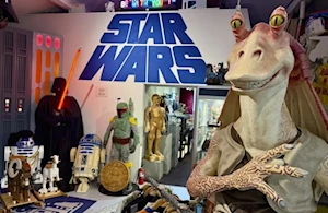 "Que la fuerza te acompañe": Fanáticos celebran el Día de Star Wars con cosplay y espíritu galáctico