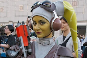 "Que la fuerza te acompañe": Fanáticos celebran el Día de Star Wars con cosplay y espíritu galáctico