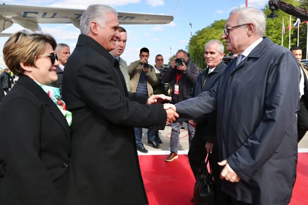 Presidente de Cuba llegó a Moscú para festejos patrios