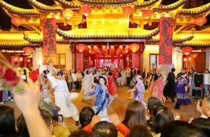 Una marea de viajeros en China: durante el asueto de cinco días, a propósito del 1ero de mayo, la nación asiática registró un total de 314 millones de viajes, lo que supone un aumento del 6,4% respecto al año anterior