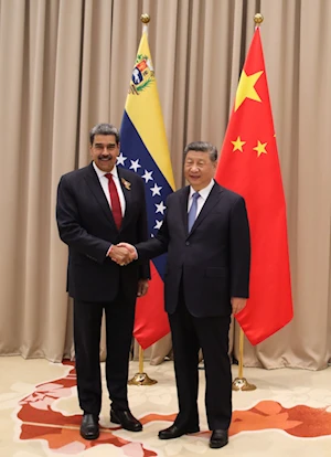 Nicolás Maduro y Xi Jinping se reúnen en Moscú durante actos por el 80.º aniversario de la Victoria sobre el nazismo; reafirman alianza estratégica y trazan nuevas rutas de cooperación Venezuela-China