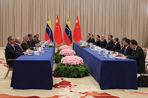 Nicolás Maduro y Xi Jinping se reúnen en Moscú durante actos por el 80.º aniversario de la Victoria sobre el nazismo; reafirman alianza estratégica y trazan nuevas rutas de cooperación Venezuela-China