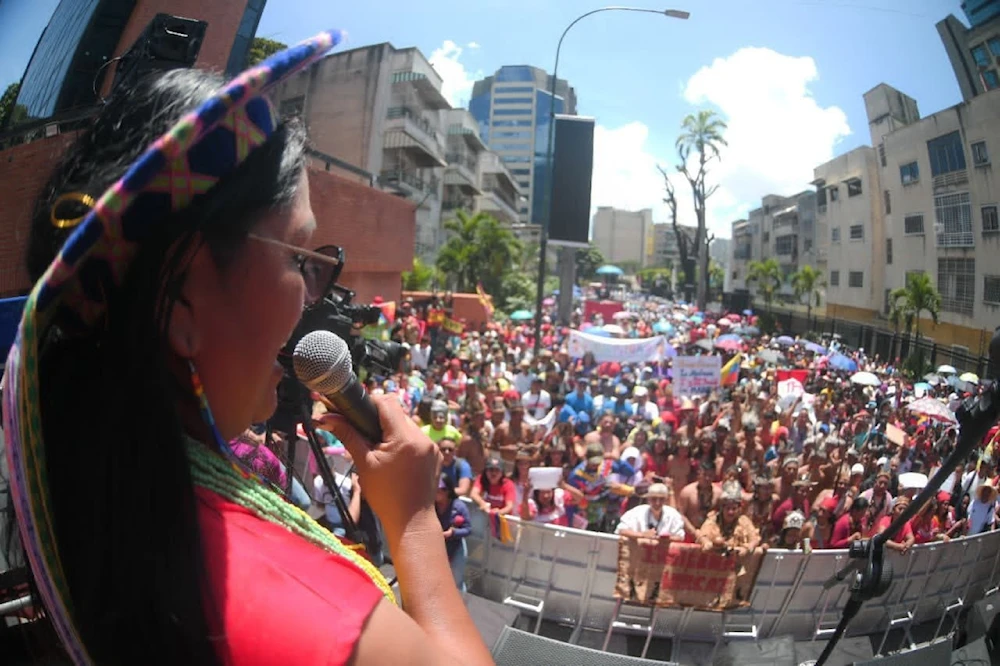 Marchan en Venezuela para conmemorar Día de la Resistencia Indígena