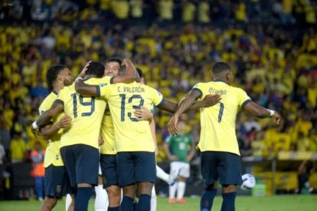 Eliminatorias suramericanas de fútbol: Ecuador golea a Bolivia en casa