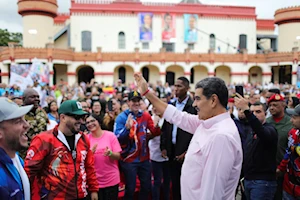 Presidente Maduro clausura el Congreso Nacional del Bloque Histórico Bolivariano rumbo a la creación del Estado Comunal en Venezuela