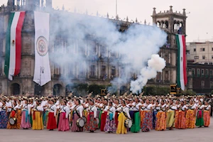 Celebración del 114 aniversario de la Revolución Mexicana