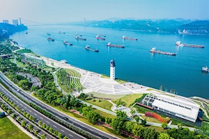 Los puertos del río Yangtze alcanzarán un récord histórico de 4.020 millones de toneladas de carga este 2024, consolidando su posición como la vía navegable interior más transitada del mundo y reflejando la recuperación económica de China