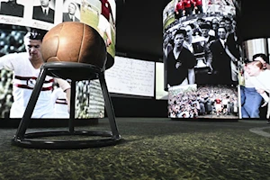 Inauguran en Hungría museo al legendario jugador de fútbol Puskás