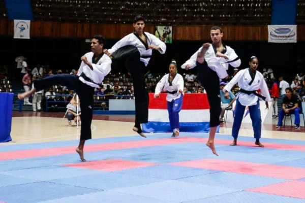 Celebrará Cuba gala de artes marciales en honor a la Revolución