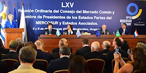 Mercosur y la Unión Europea sellan histórico tratado de libre comercio en cumbre de Montevideo, mientras Panamá se une como Estado Asociado del bloque suramericano