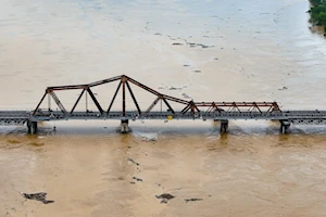 Tifón Yagi causa estragos a su paso por Vietnam