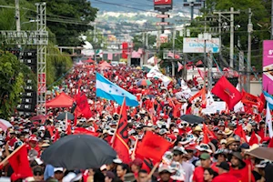 Honduras se moviliza masivamente en apoyo a Xiomara Castro y en rechazo a intentonas golpistas