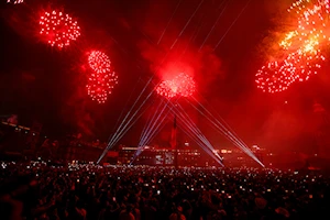 México celebró el 214 aniversario de su Independencia con el tradicional Grito en el Zócalo