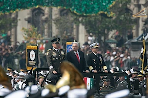 México celebró el 214 aniversario de su Independencia con el tradicional Grito en el Zócalo