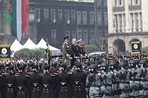 México celebró el 214 aniversario de su Independencia con el tradicional Grito en el Zócalo