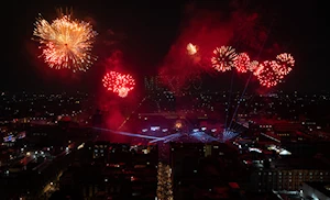 México celebró el 214 aniversario de su Independencia con el tradicional Grito en el Zócalo