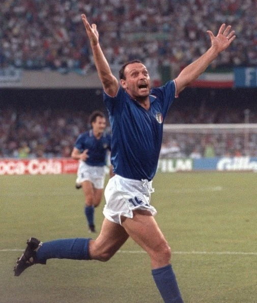 Fallece el destacado exfutbolista Salvatore Schillaci