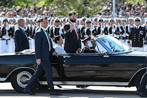 Chile honra a sus Fuerzas Armadas en la tradicional Parada Militar 2024