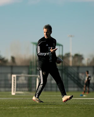 Intensos entrenamientos marcan el regreso del premundial suramericano de fútbol