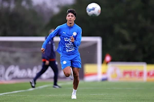 Intensos entrenamientos marcan el regreso del premundial suramericano de fútbol