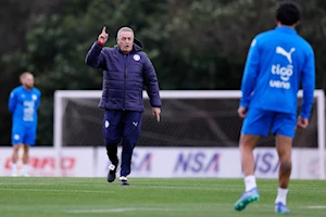 Intensos entrenamientos marcan el regreso del premundial suramericano de fútbol